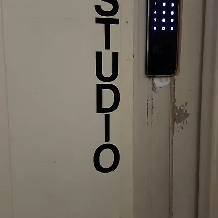 Crypto Prestige - The Studio Apartman *